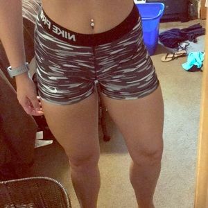 Camo Nike pros